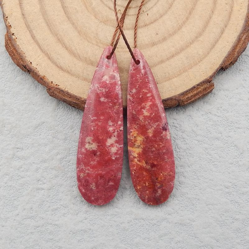 Thulite Pairs