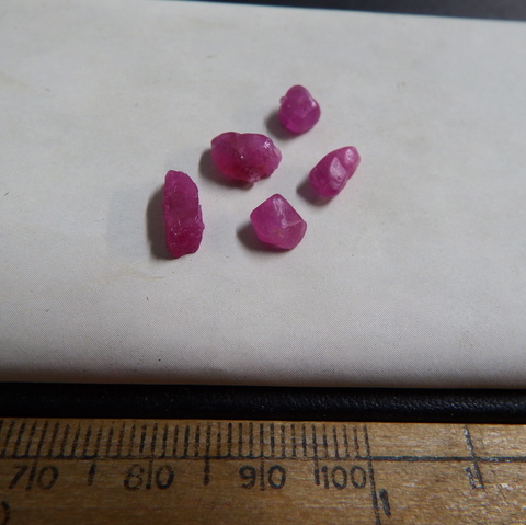 5.55ct heated Pigeons blood toned terminated Ruby Rough Lot Mozambique