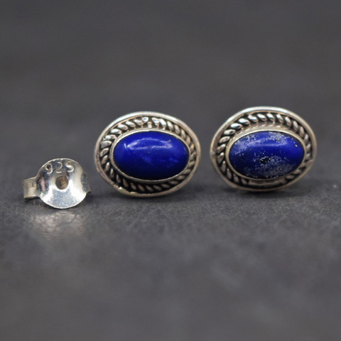 1.00 Gms .925 Sterling Silver Onyx Earring Pair