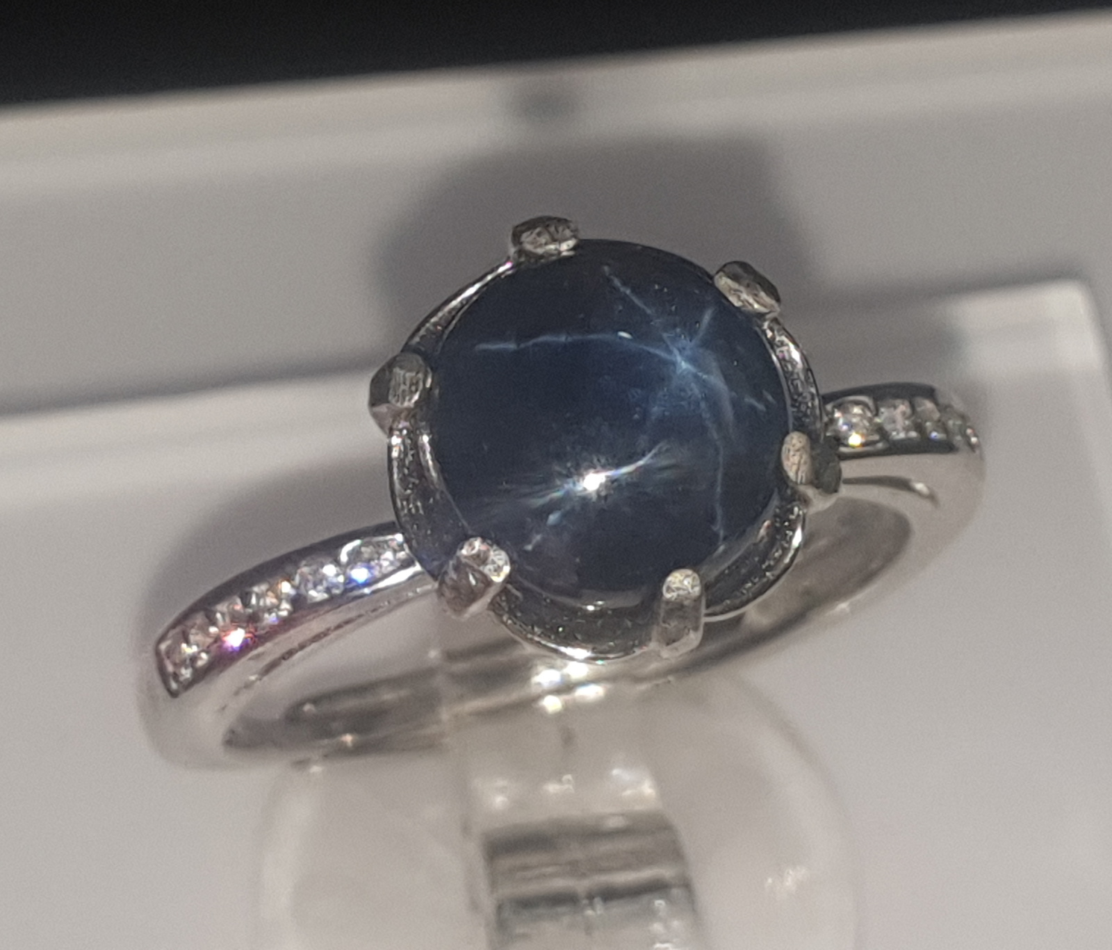edc95ccb-4253-4c29-9b56-d2dcff6c7c8f.jpg