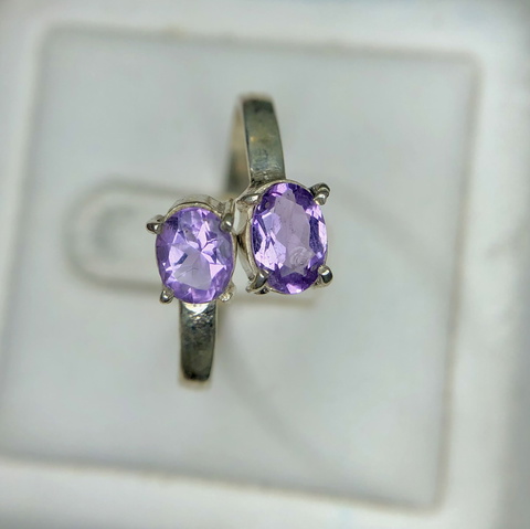 Beautiful 7.15 CRT Amethyst ring 925 sterling silver ring