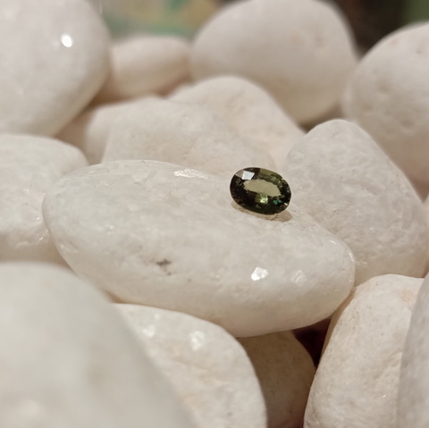 No Heat Green Sapphire 0.56Ct