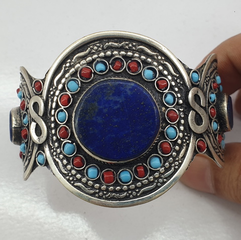 Natural Lapis lazuli from Afghan bangle stainless steel The weight 42.23 g