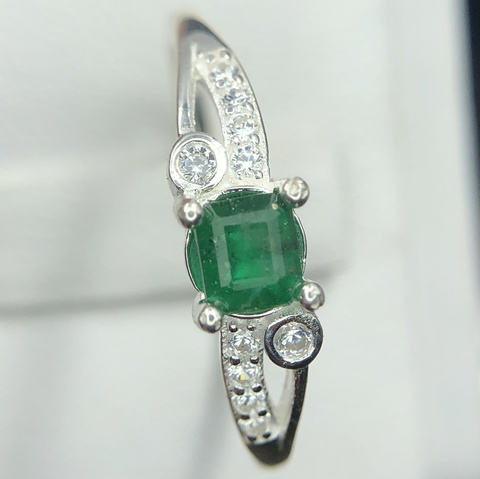7.75 CT Naturl Emerald ’ Ring 925 Sterling Silve With Amazing Design