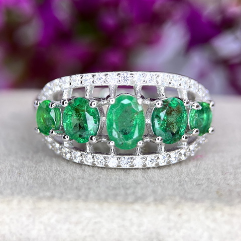 17.10Ct Dazzling Natural Emerald Cluster Gemstone Silver925 Ring