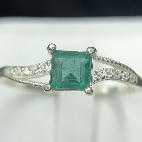 7.20 CT Naturl Emerald ’ Ring 925 Sterling Silve With Amazing Design