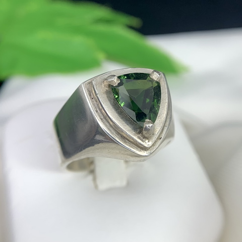 Fancy Design Natural Tourmaline In Handmade Silver Ring