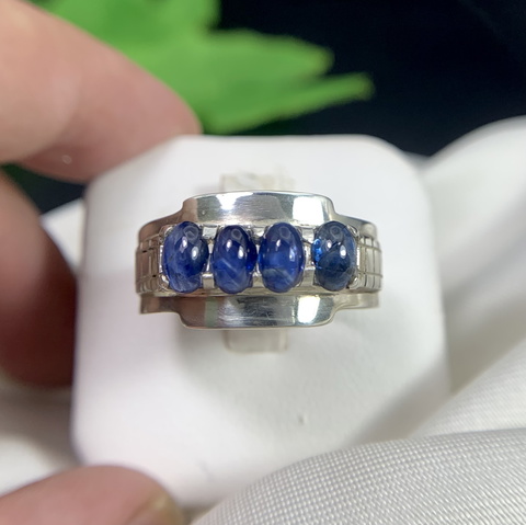 Stunning 4 Natural Cabochon Sapphire In Handmade Silver Ring
