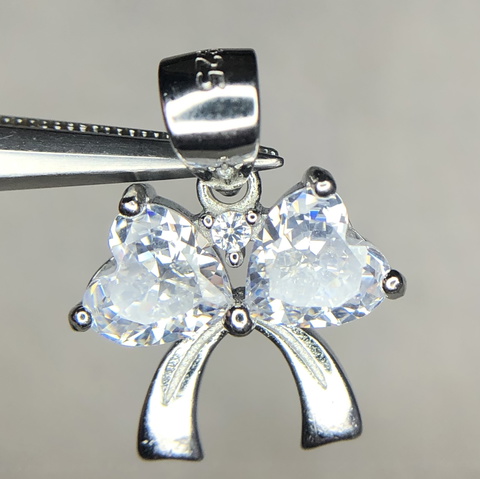 PRESTIGIOUS 9.35 CT HEART SHAPE WHITE ZIRCON TIE CZ IN 925 SILVER