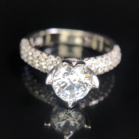 PRESTIGIOUS 23.05 CT WHITE CZ ZIRCON IN 925 SILVER