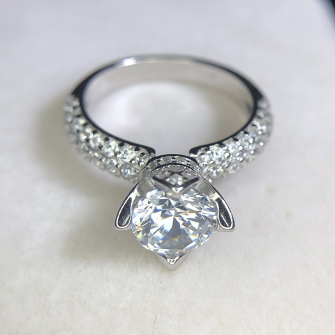 PRESTIGIOUS 23.65 CT WHITE CZ ZIRCON IN 925 SILVER