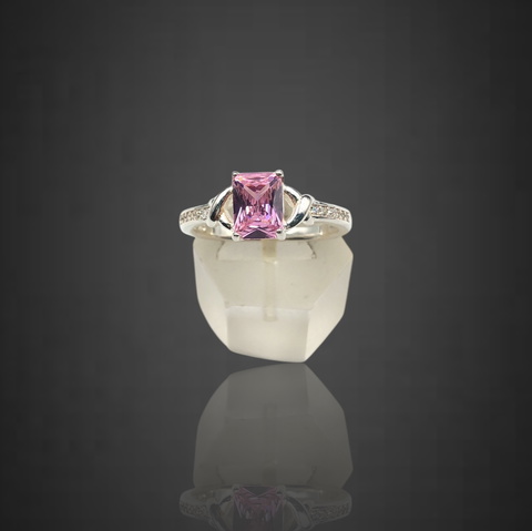Wow Very Beautiful ladies ring in 925 silver
