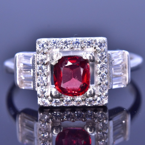 Natural Reddish Color Garnet 13. 45 Cts 925 Silver Ring Attractive Piece