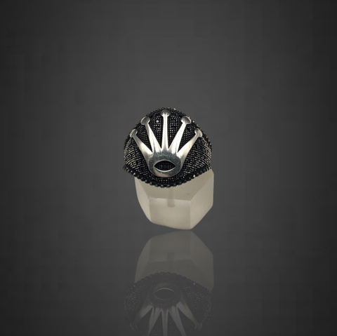 Wow Very Beautiful King Crown ring in 925 silver