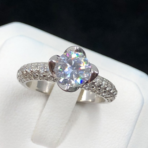 Beautiful 21.75 CT Sparkling white CZ 925 Sterling Silver Ring