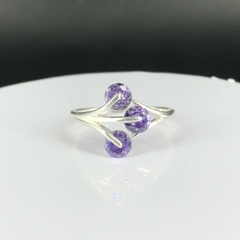 Wow Very Beautiful Ladies Ring in 925 silver