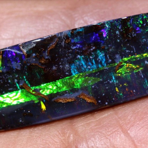9.6 cts Boulder Opal Stone INV-2515