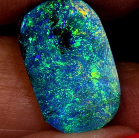 8.5 cts Quality Boulder Opal INV-330