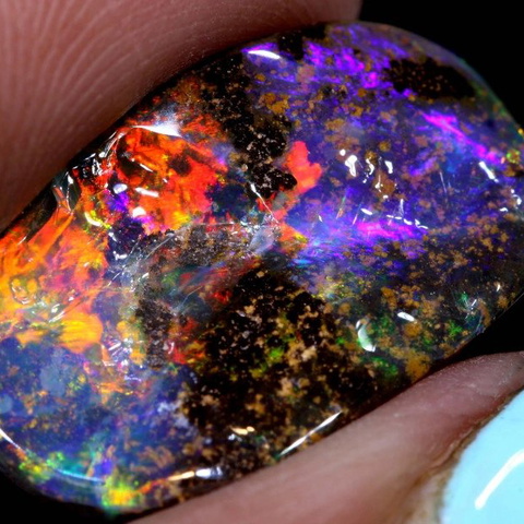11.25 cts Quality Boulder Opal Stone INV-2721