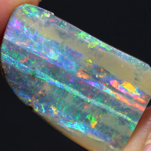 21.2 cts Boulder Opal Stone INV-3414