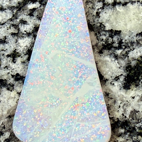 22,41 ct multi patern fully saturated opal