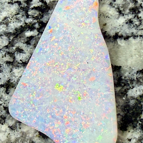30 ct fully saturated non directional opal