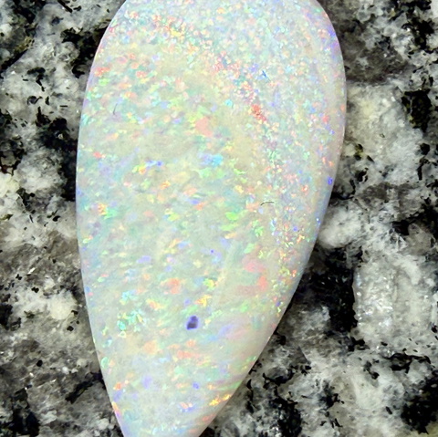 13,52 ct non directional teardrop opal